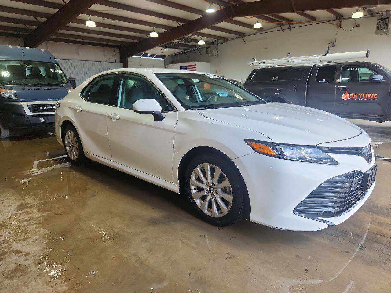 2020 TOYOTA CAMRY LE — снимка 4