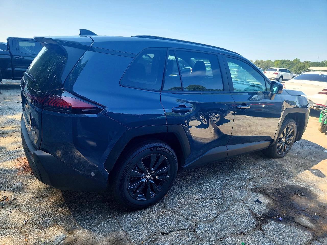 2026 TOYOTA RAV4 XLE PREMIUM — снимка 3