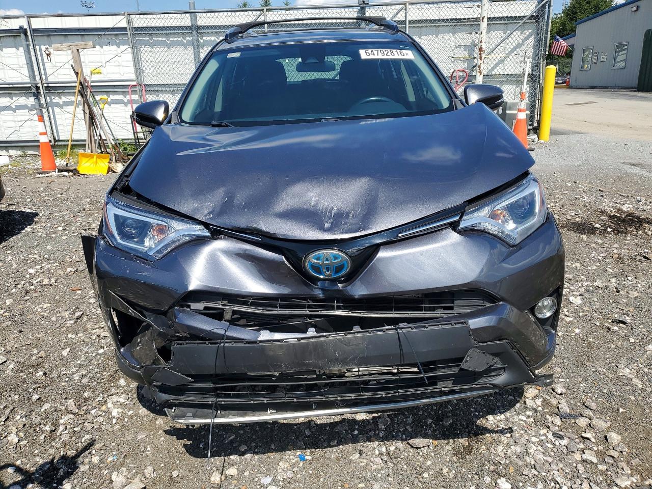 2017 TOYOTA RAV4 HYBRID XLE — снимка 5