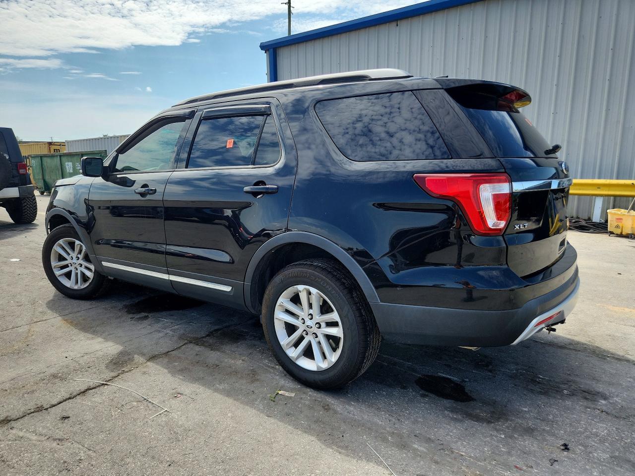 2016 FORD EXPLORER XLT — снимка 2