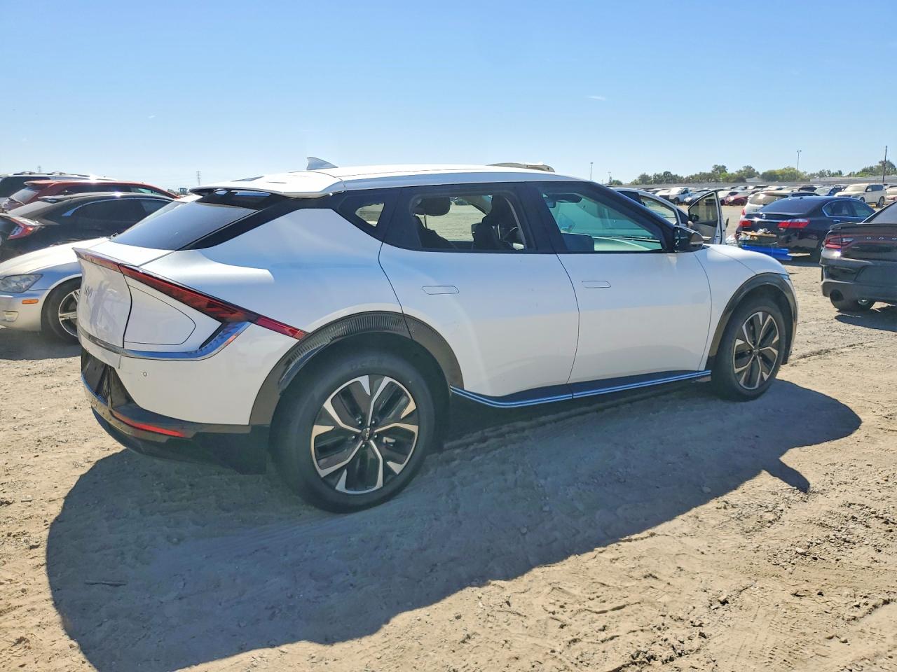 2024 KIA EV6 WIND — снимка 3
