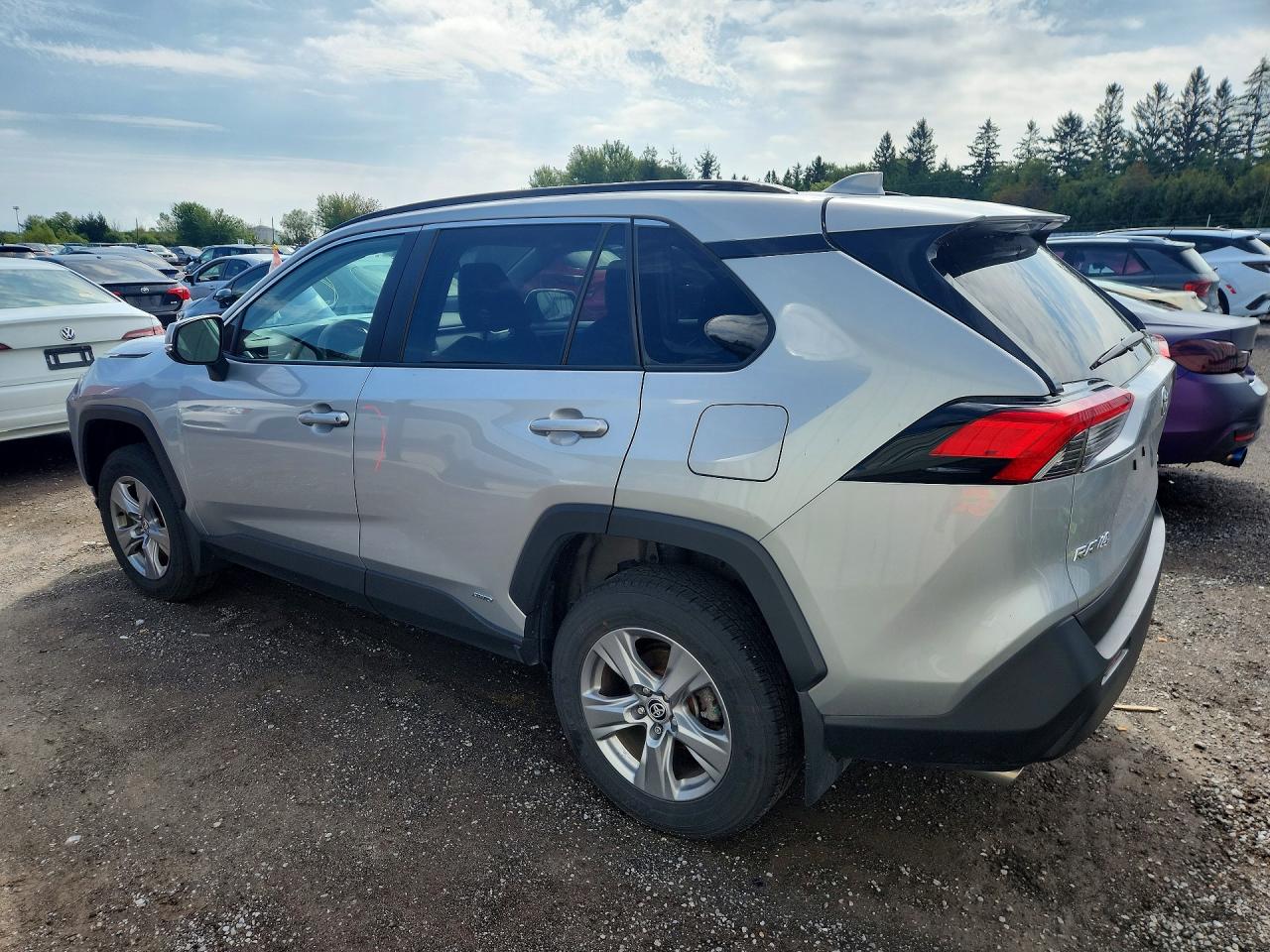 2024 TOYOTA RAV4 LE — снимка 2