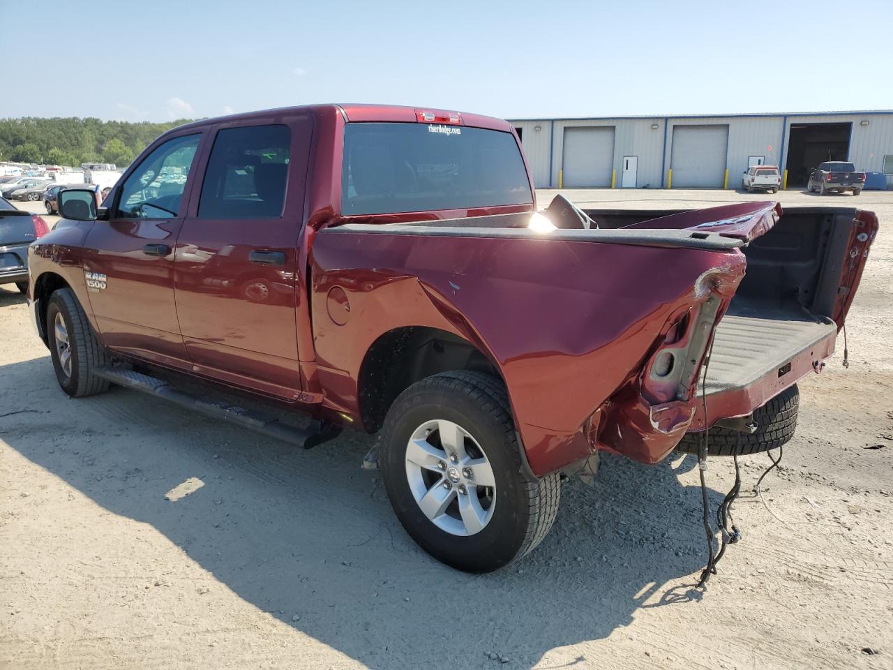 2023 RAM 1500 CLASSIC TRADESMAN — снимка 2
