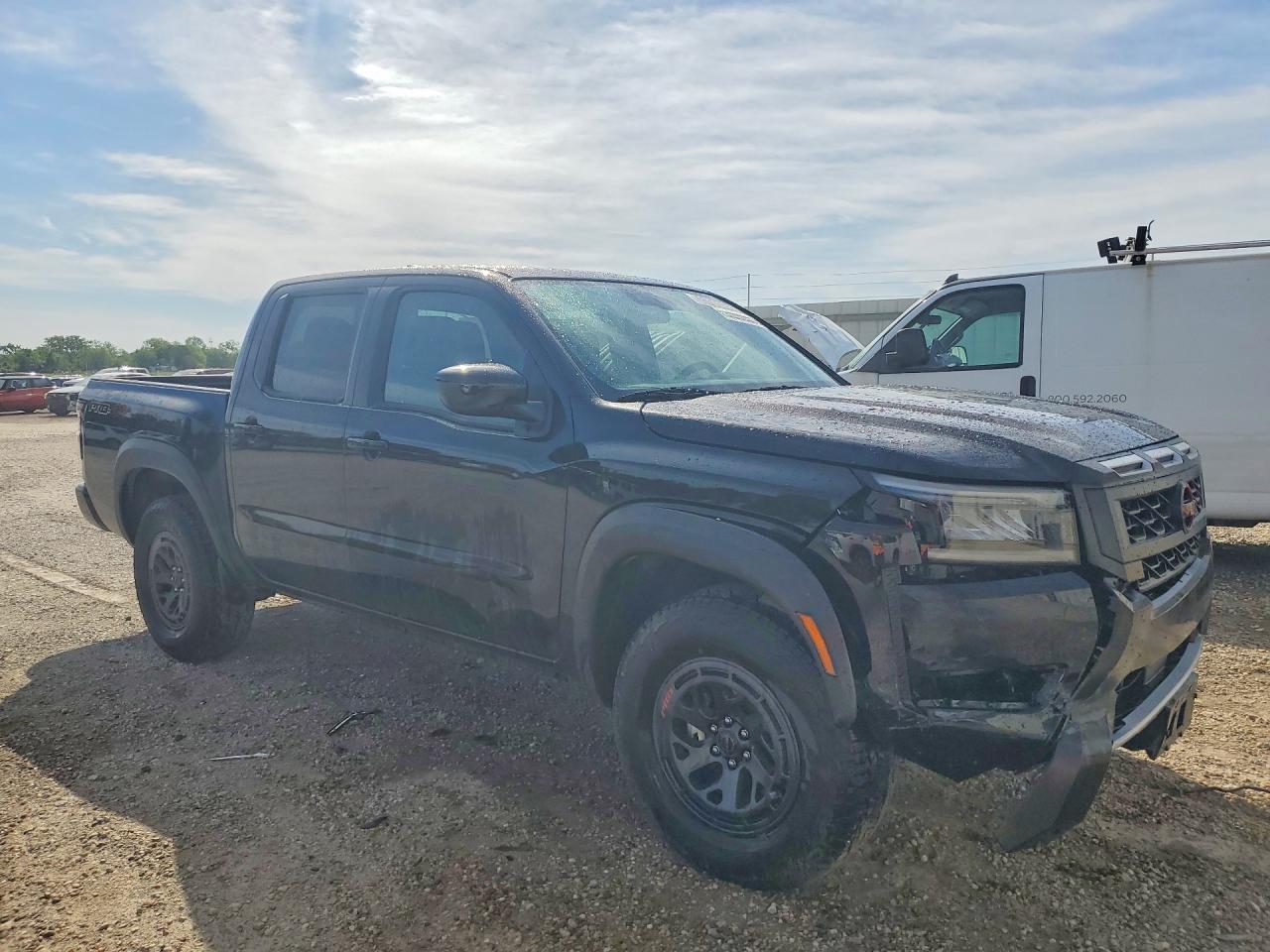 2026 NISSAN FRONTIER PRO-4X — снимка 4