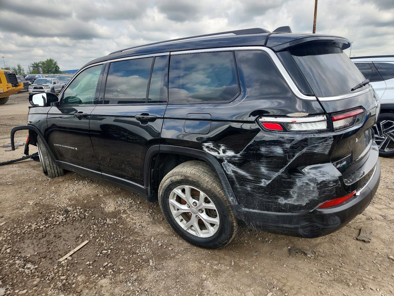 2024 JEEP GRAND CHEROKEE L LIMITED — снимка 2