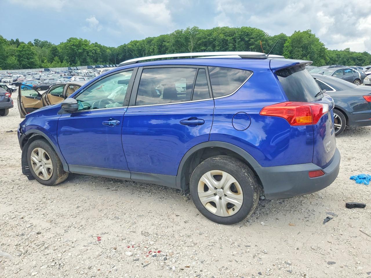 2015 TOYOTA RAV4 LE — снимка 2
