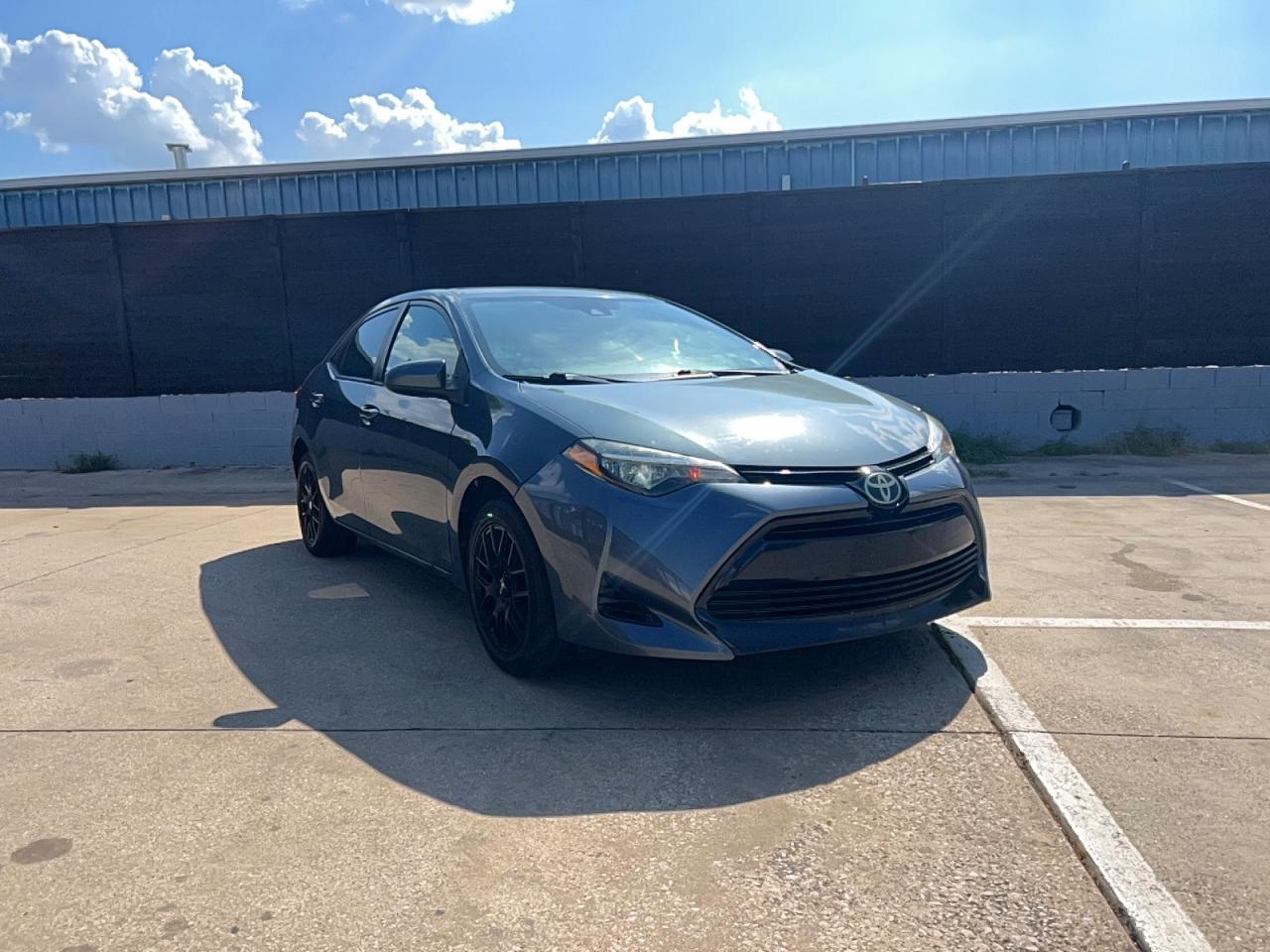 2017 TOYOTA COROLLA LE