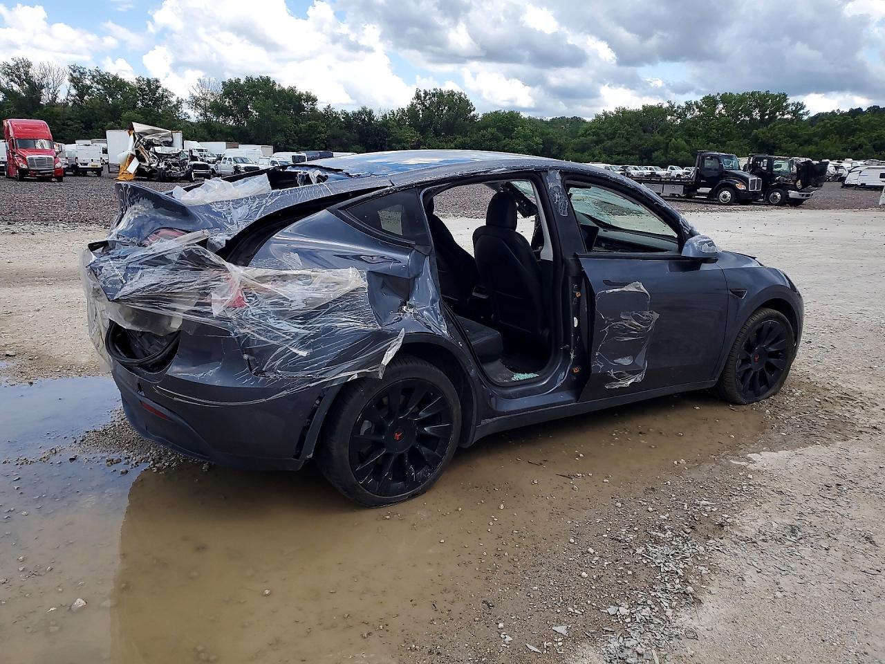 2021 TESLA MODEL Y — снимка 3