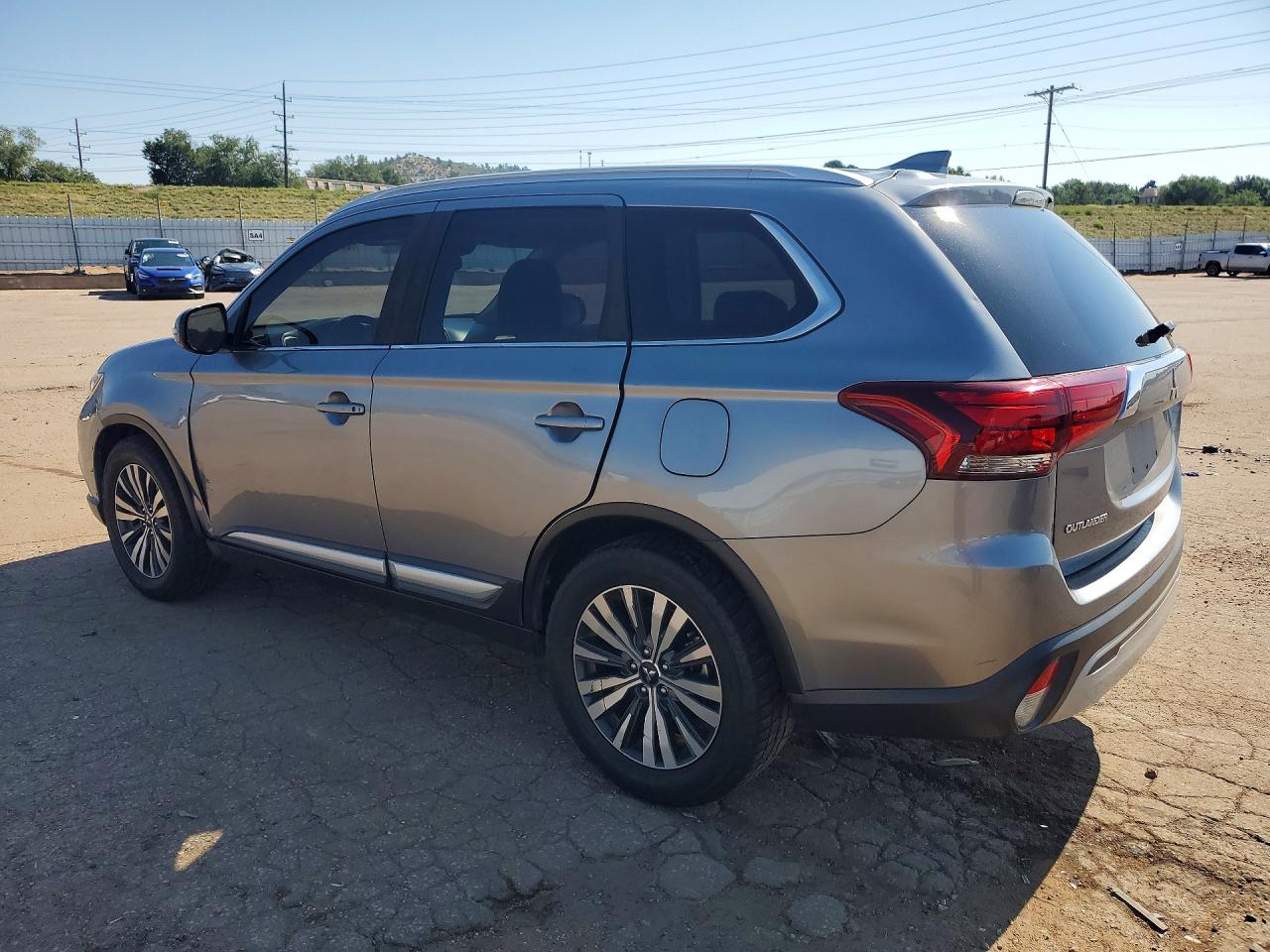 2020 MITSUBISHI OUTLANDER SE — снимка 2