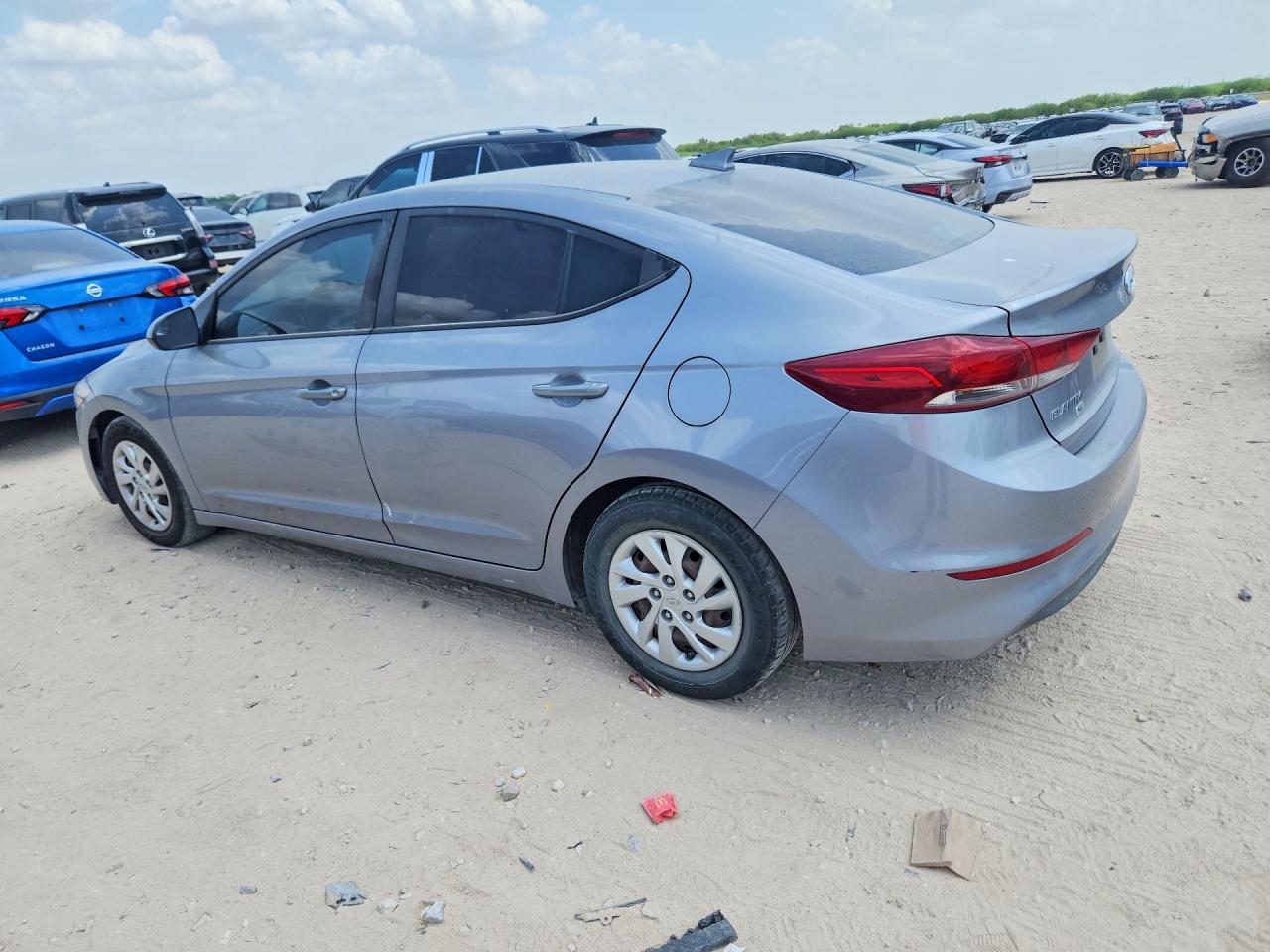 2017 HYUNDAI ELANTRA SE — снимка 2