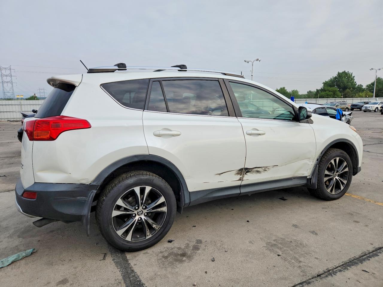 2015 TOYOTA RAV4 LIMITED — снимка 3