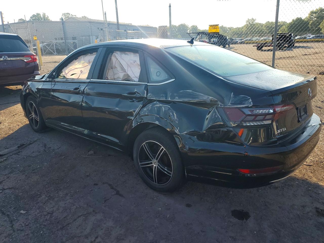 2019 VOLKSWAGEN JETTA S — снимка 2