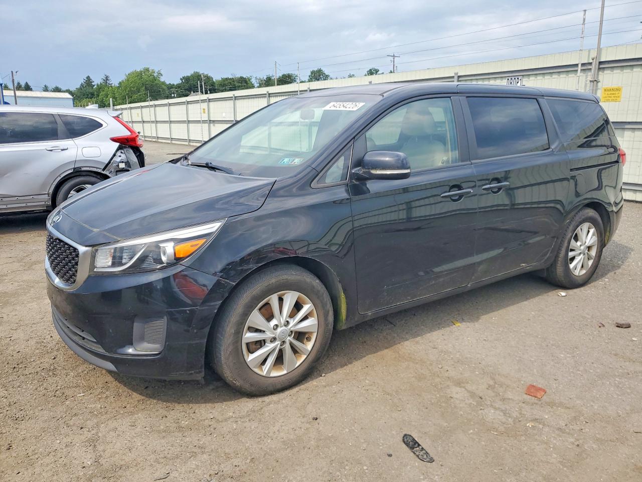 2017 KIA SEDONA LX