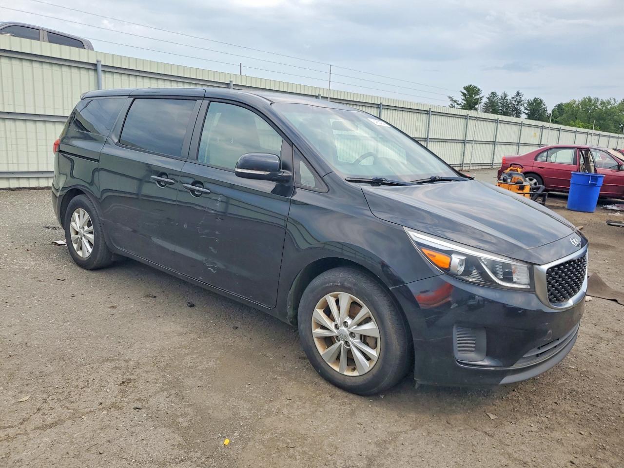2017 KIA SEDONA LX — снимка 4