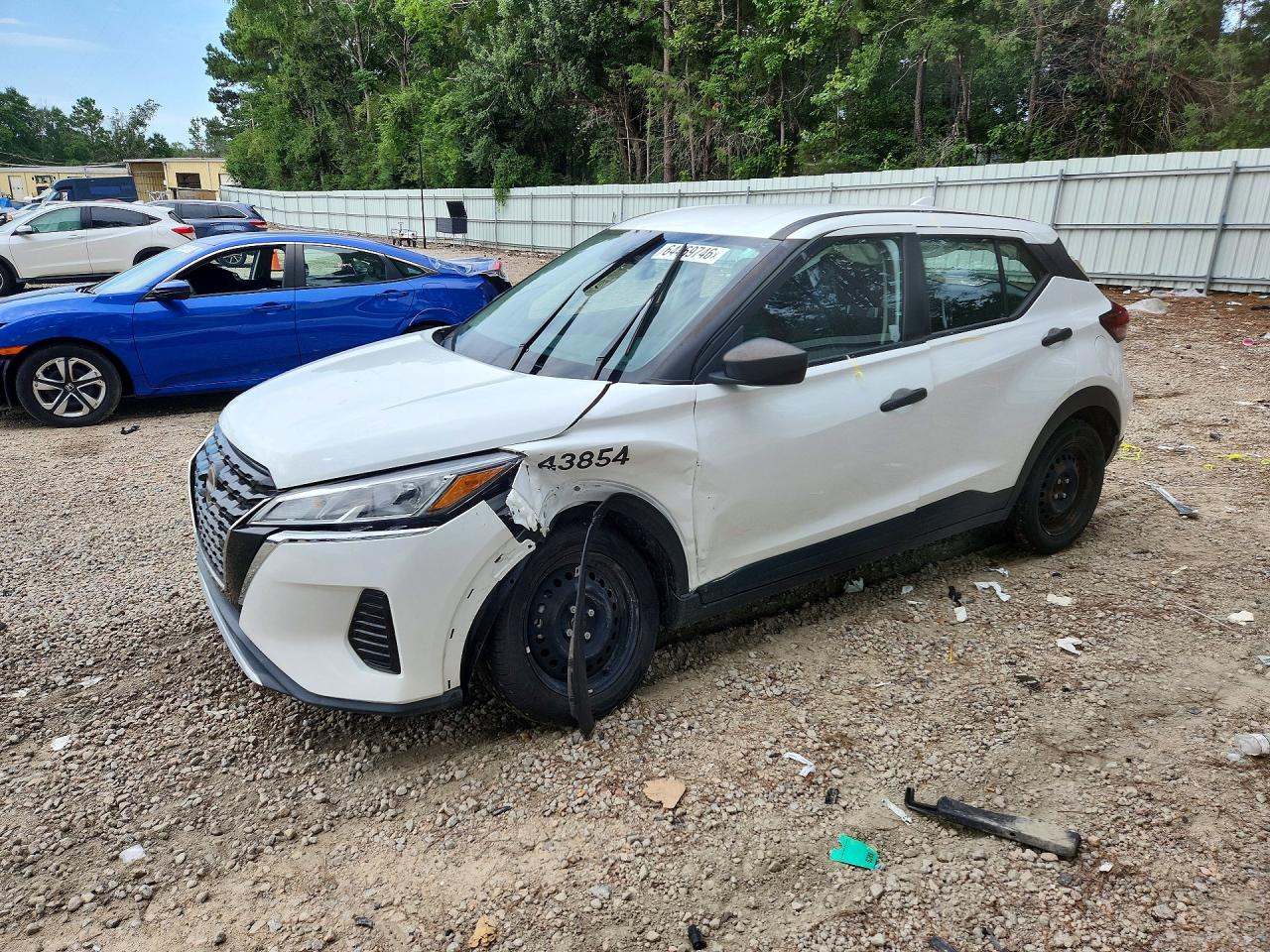 2024 NISSAN KICKS S