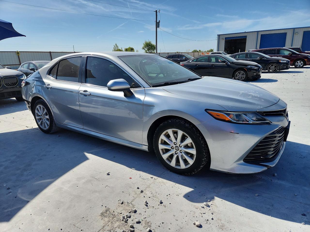 2020 TOYOTA CAMRY LE — снимка 4