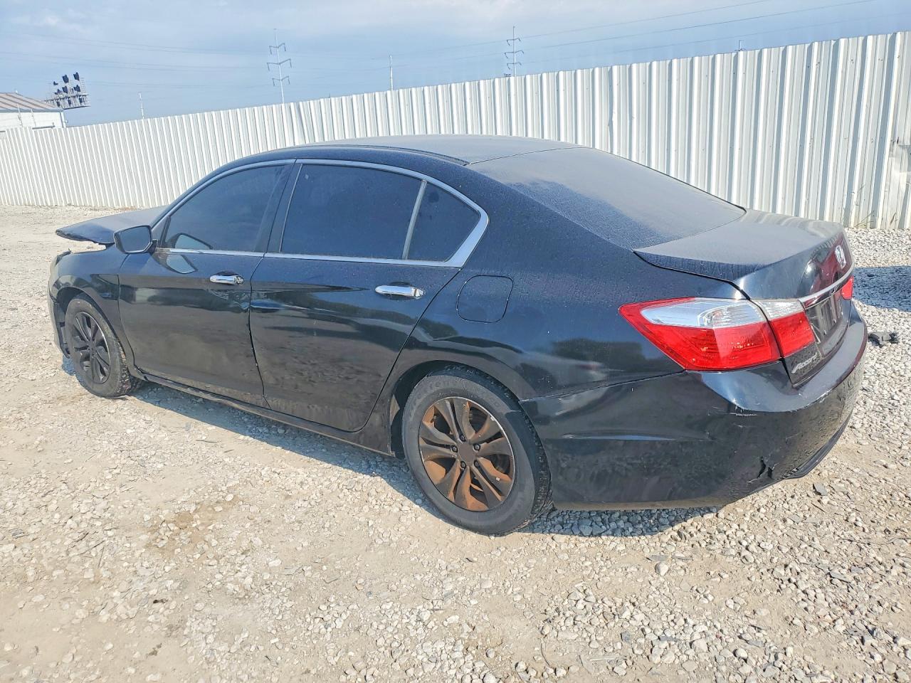 2015 HONDA ACCORD LX — снимка 2