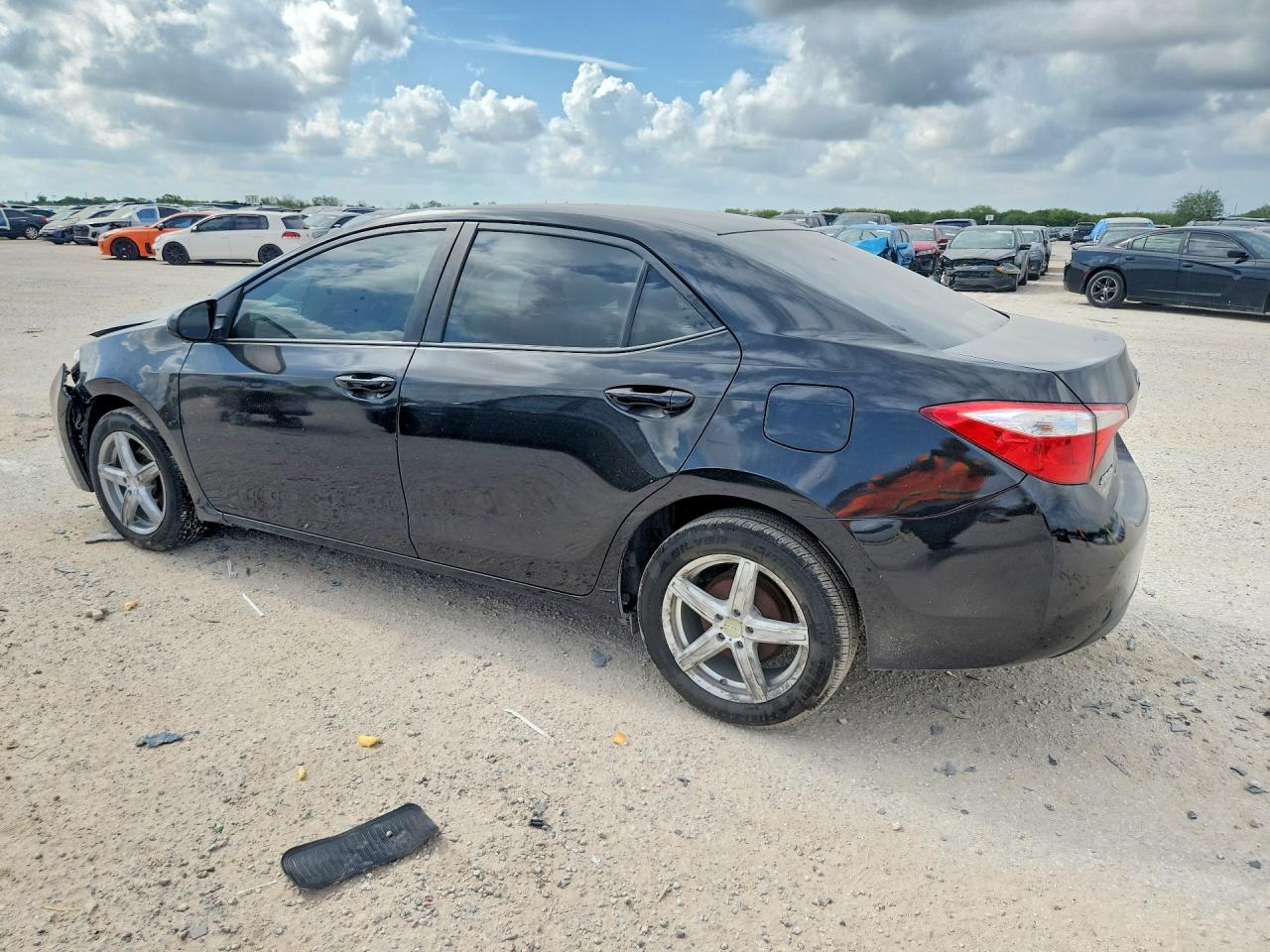 2016 TOYOTA COROLLA LE — снимка 2
