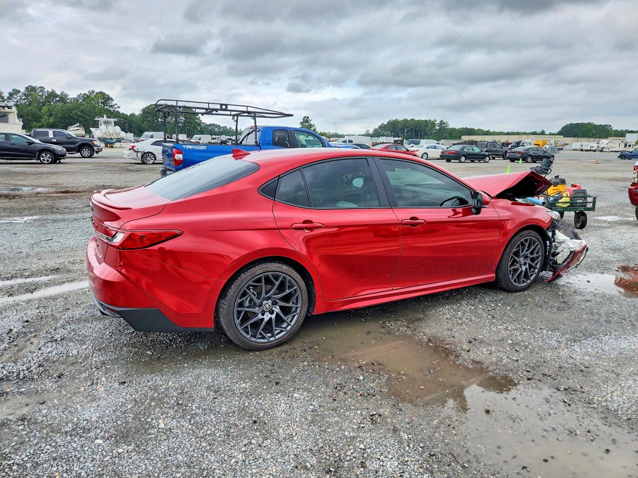 2025 TOYOTA CAMRY SE — снимка 3