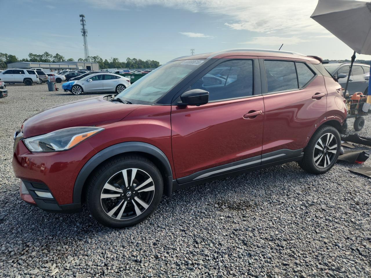 2019 NISSAN KICKS SR