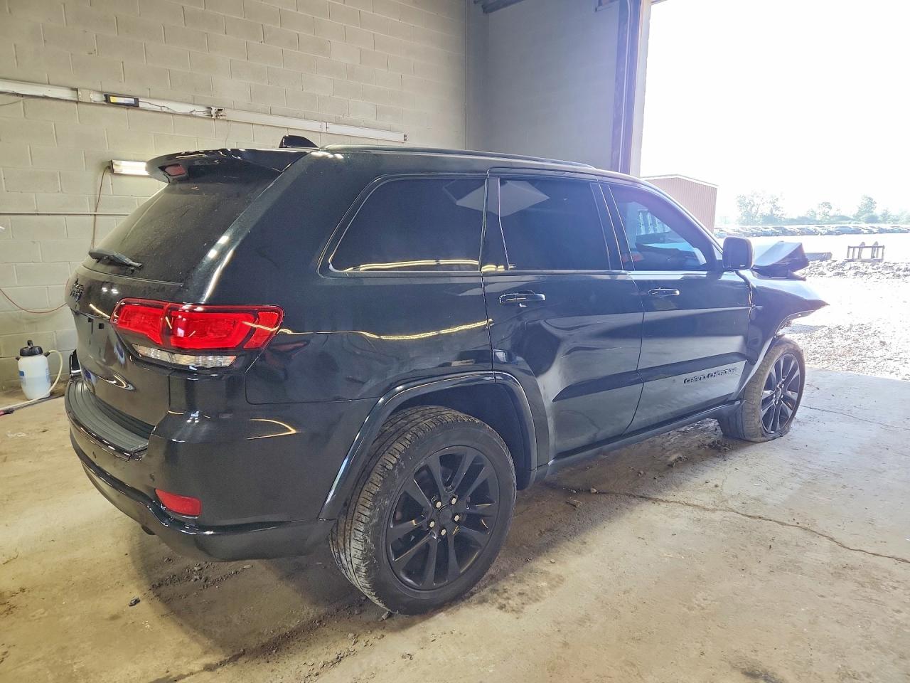 2018 JEEP GRAND CHEROKEE LAREDO — снимка 3