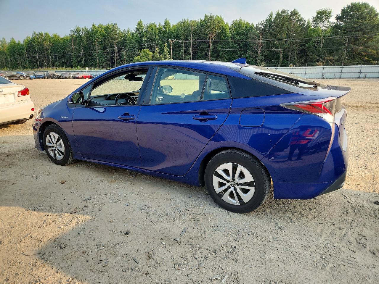 2017 TOYOTA PRIUS THREE — снимка 2