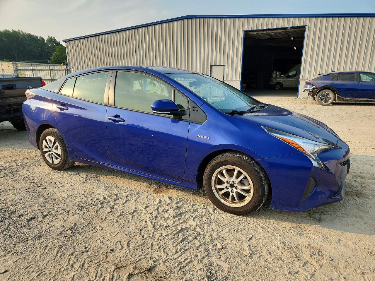 2017 TOYOTA PRIUS THREE — снимка 4