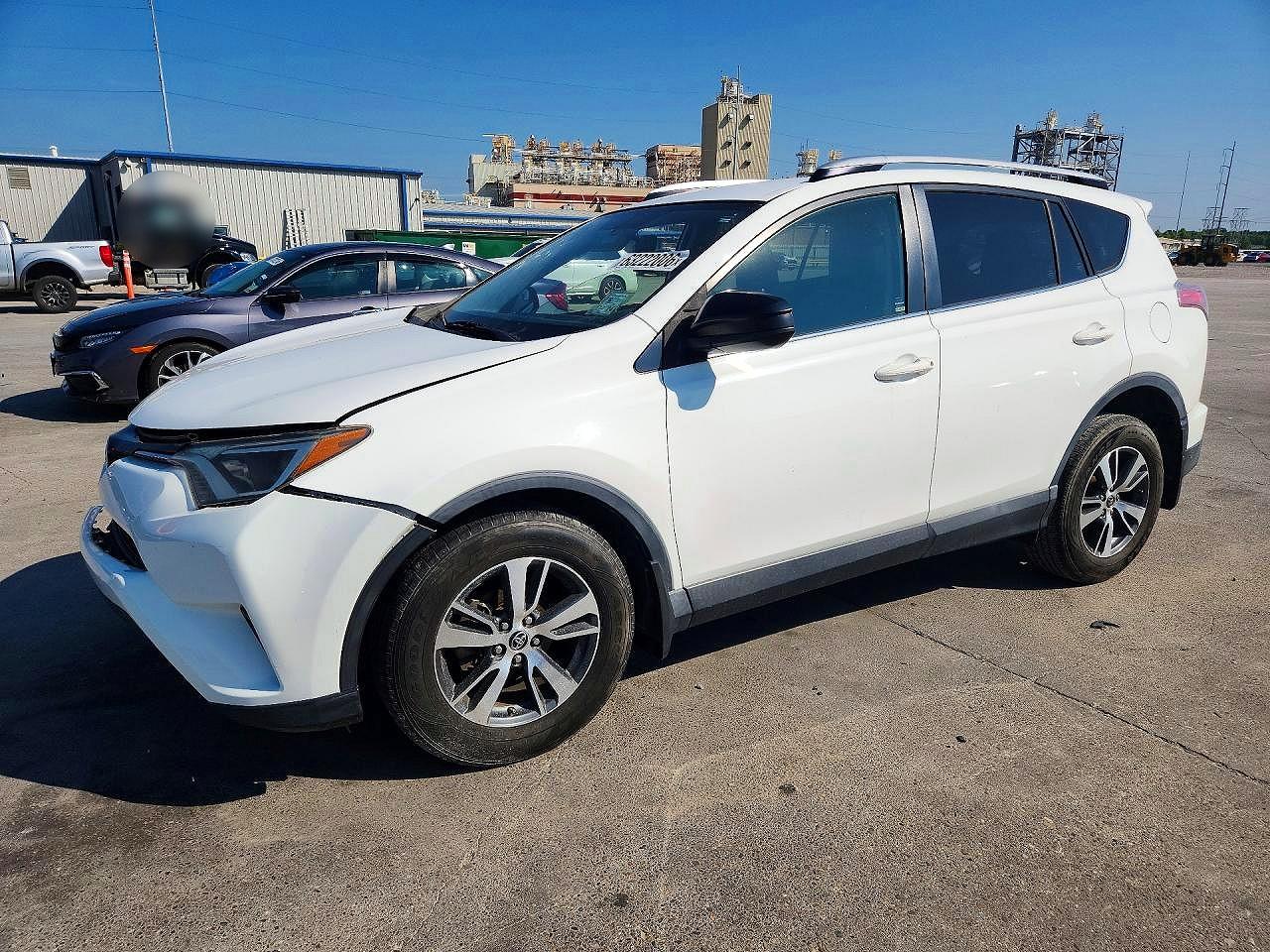 2016 TOYOTA RAV4 LE