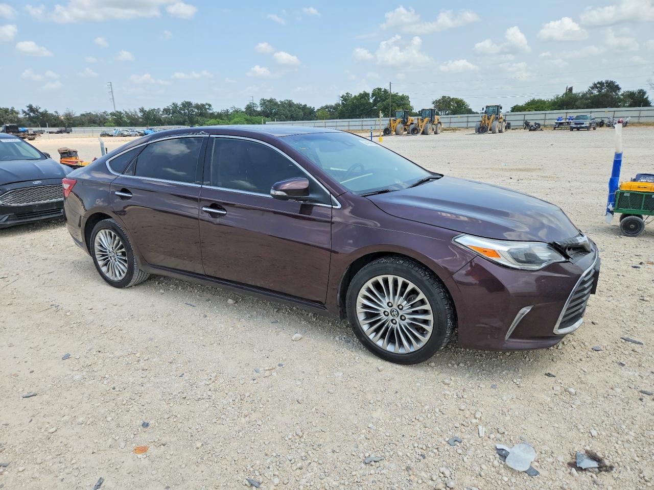 2018 TOYOTA AVALON LIMITED — снимка 4
