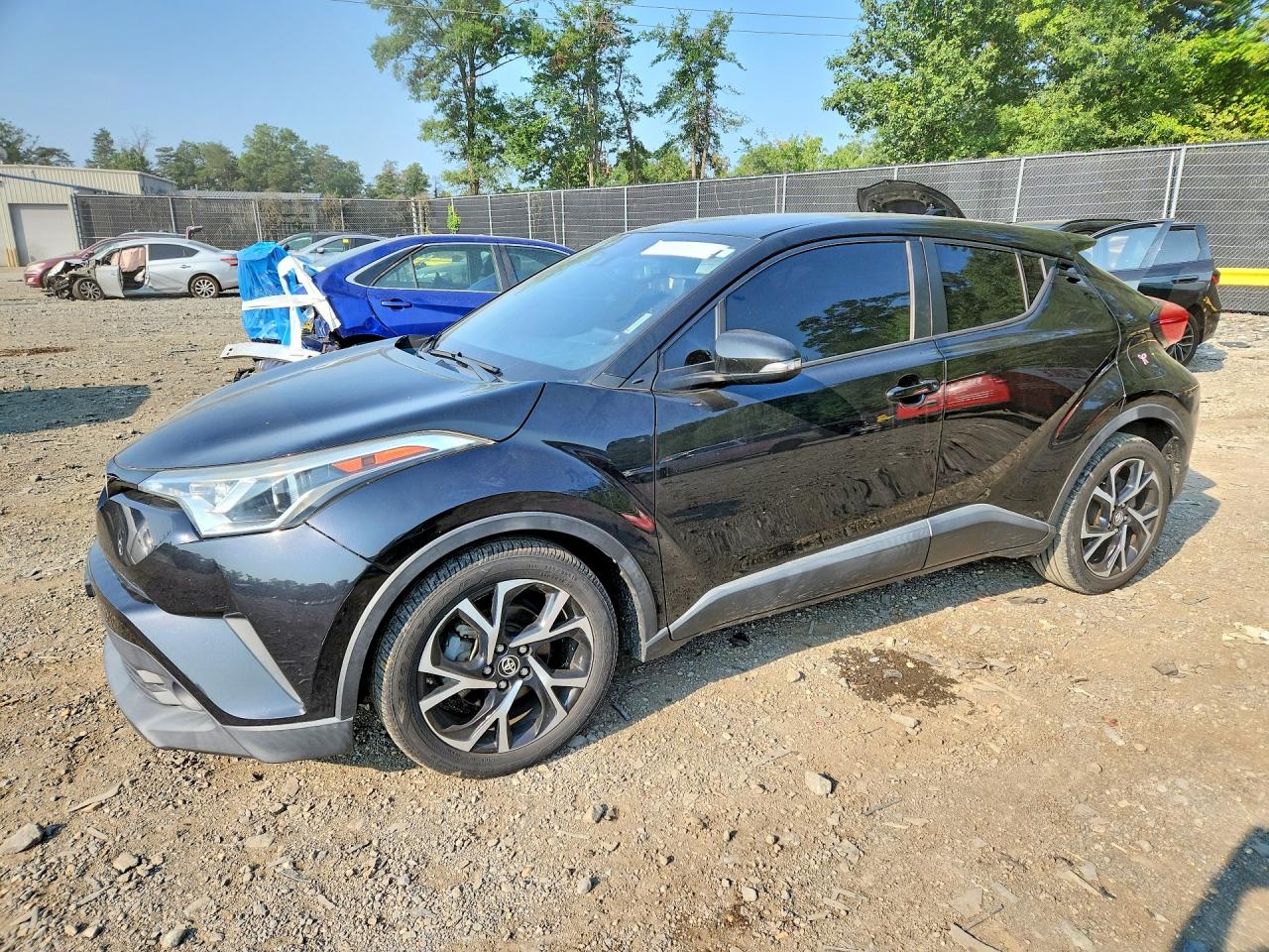 2018 TOYOTA C-HR XLE PREMIUM