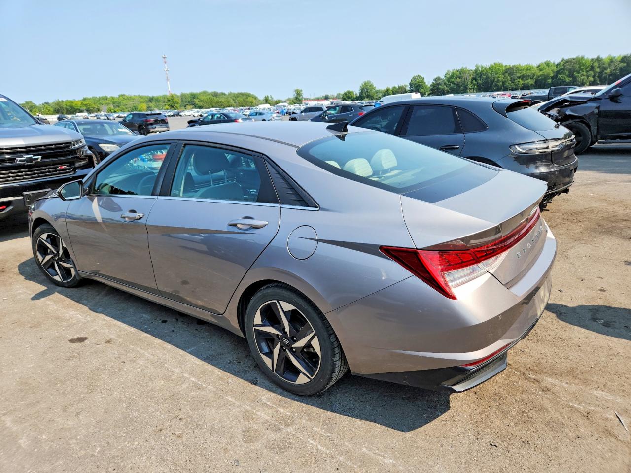 2023 HYUNDAI ELANTRA LIMITED — снимка 2