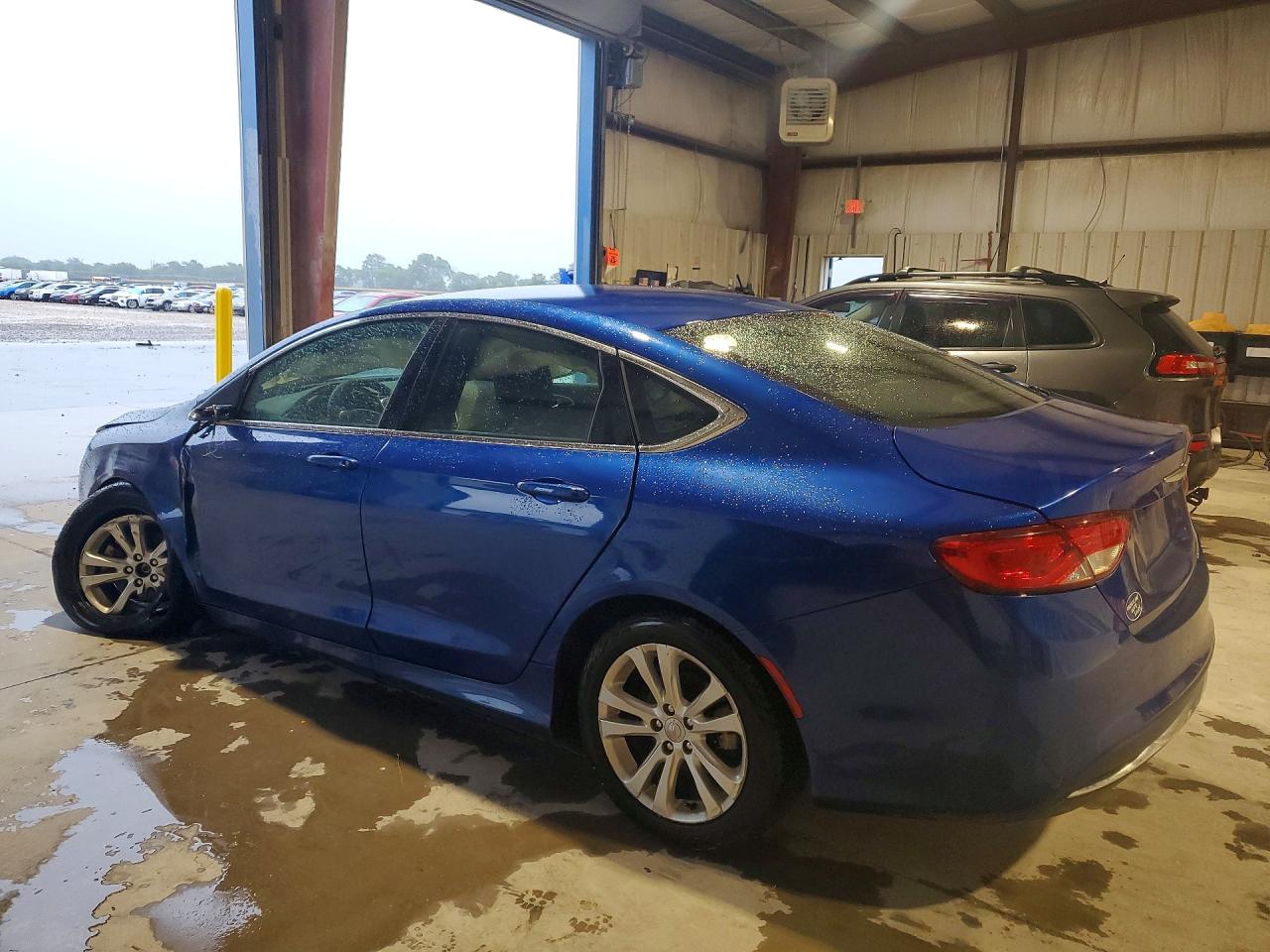 2015 CHRYSLER 200 LIMITED — снимка 2
