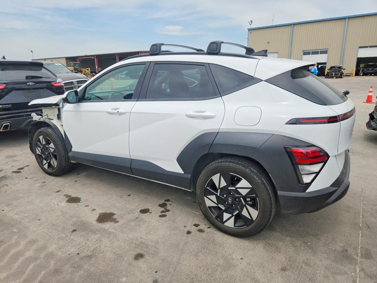 2025 HYUNDAI KONA SEL — снимка 2