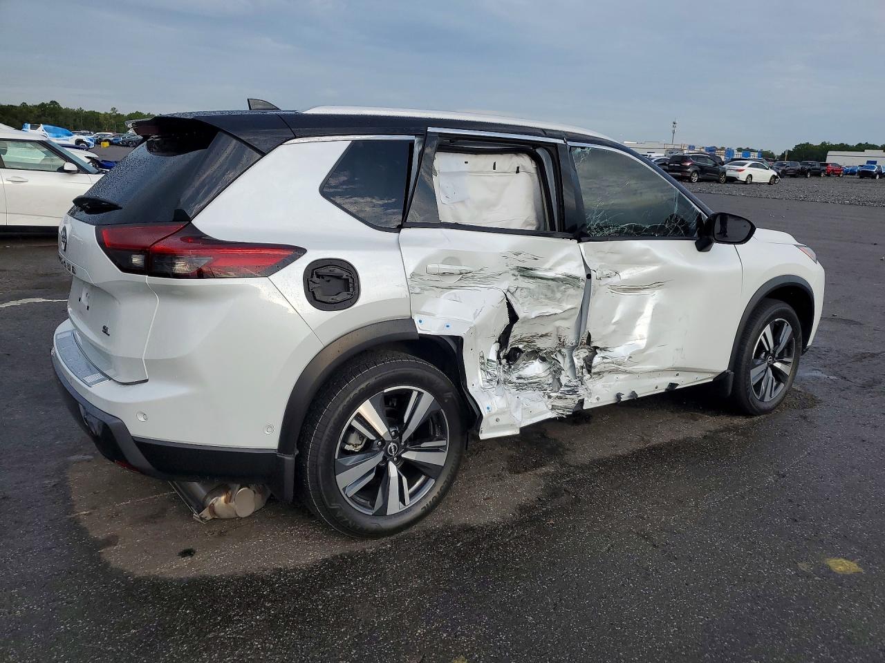 2025 NISSAN ROGUE SL — снимка 3