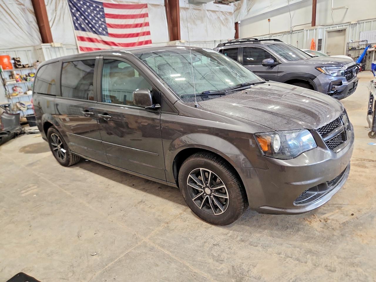 2017 DODGE GRAND CARAVAN SE — снимка 4