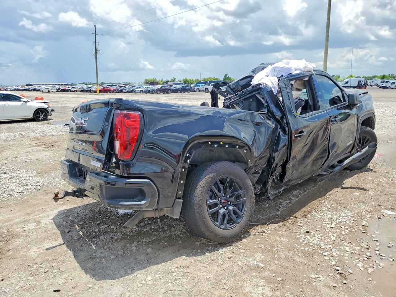 2026 GMC SIERRA C1500 ELEVATION — photo 3
