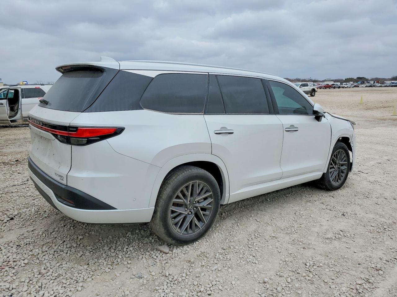 2024 LEXUS TX 350 BASE — снимка 3