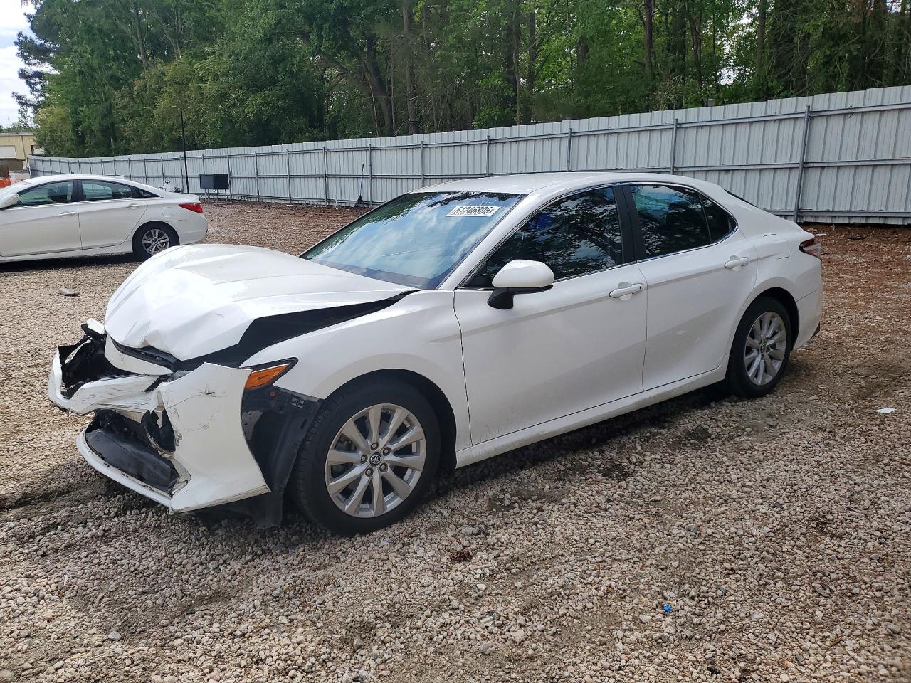 2018 TOYOTA CAMRY LE