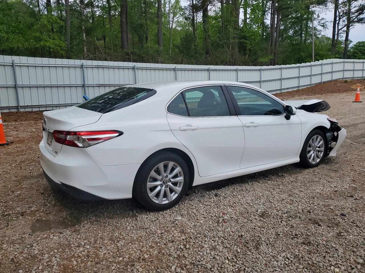 2018 TOYOTA CAMRY LE — снимка 3