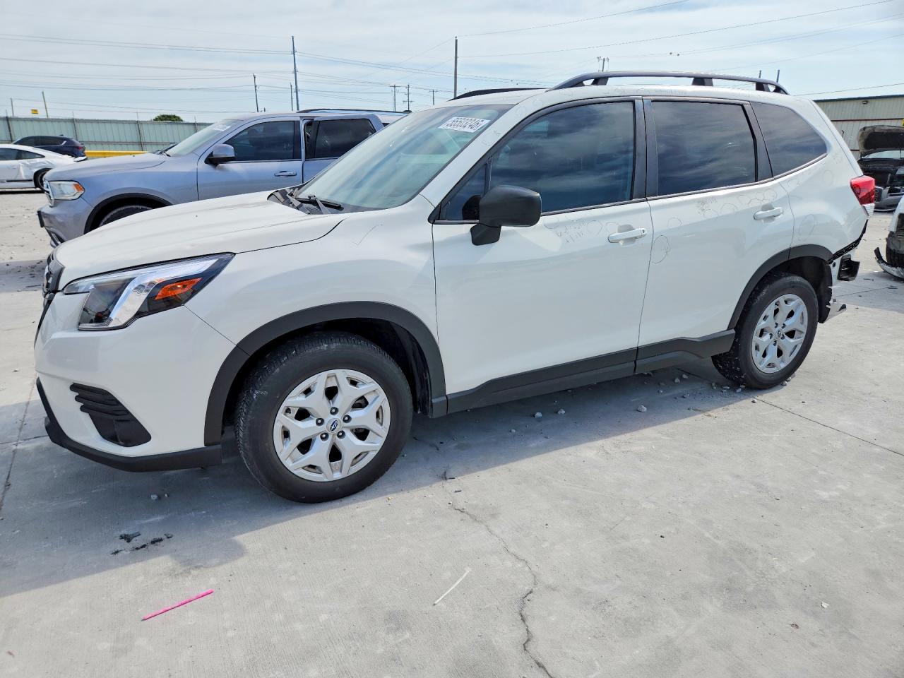 2022 SUBARU FORESTER