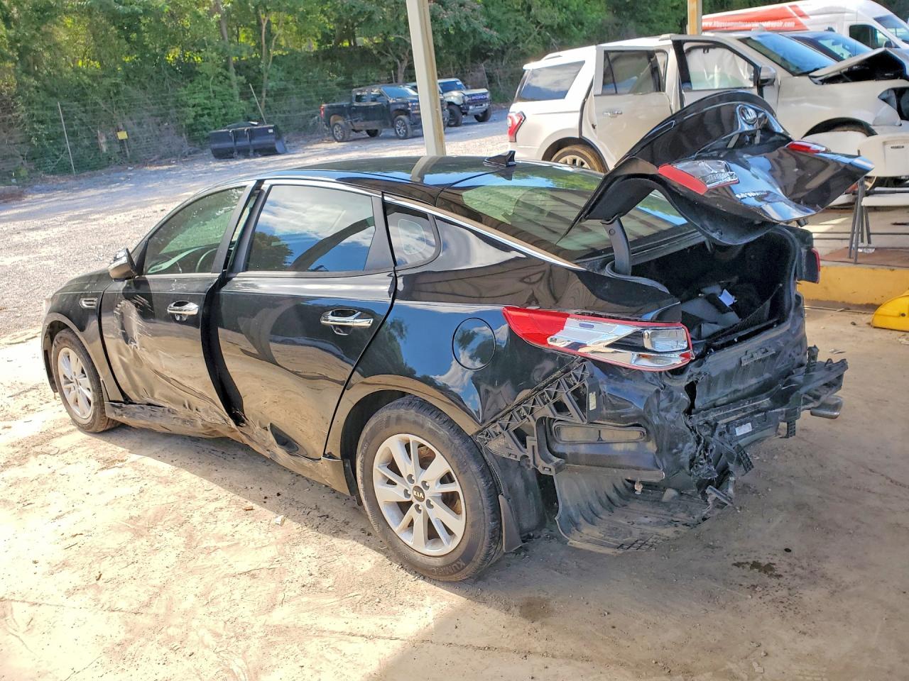 2017 KIA OPTIMA LX — снимка 2