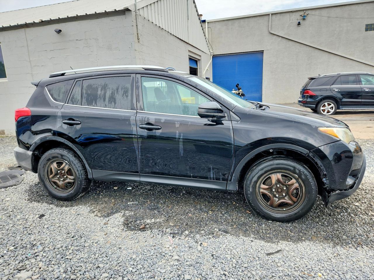 2015 TOYOTA RAV4 LE — снимка 4