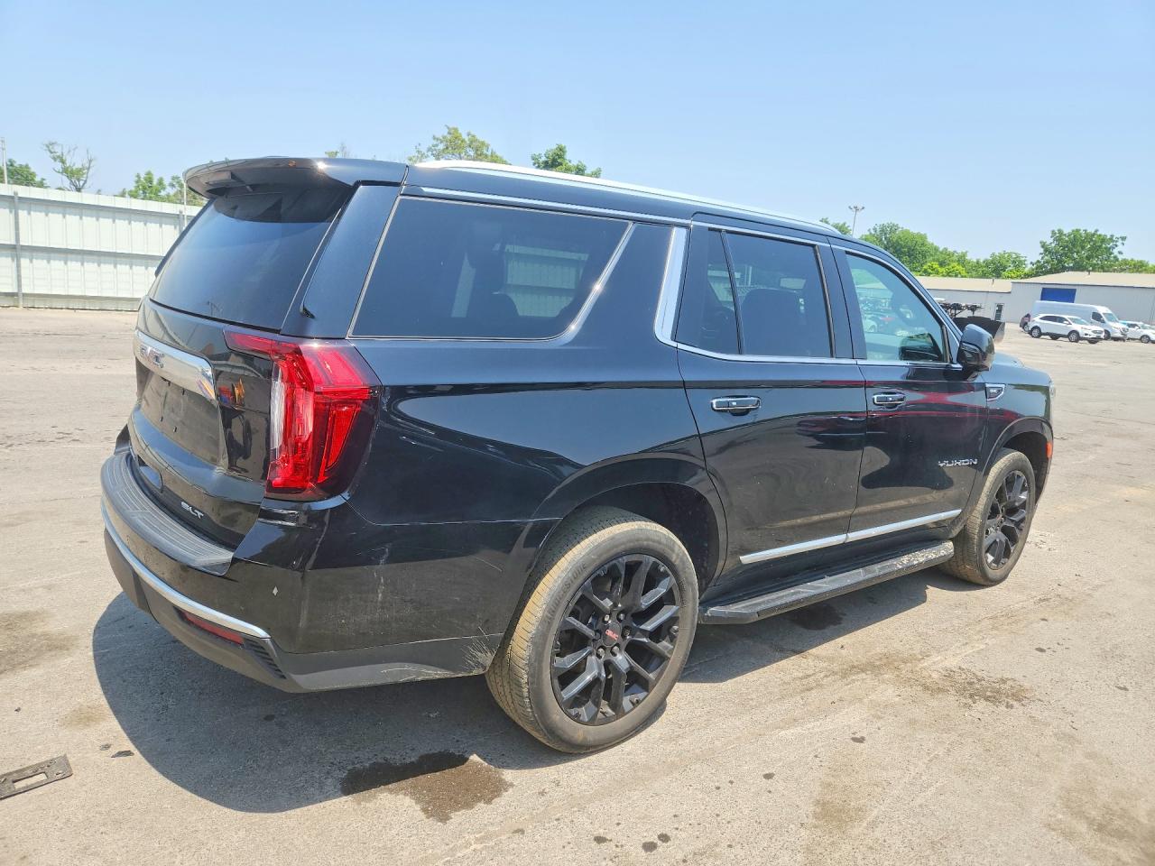 2021 GMC YUKON SLT — снимка 3