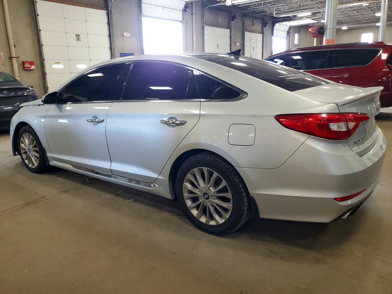 2015 HYUNDAI SONATA LIMITED — снимка 2
