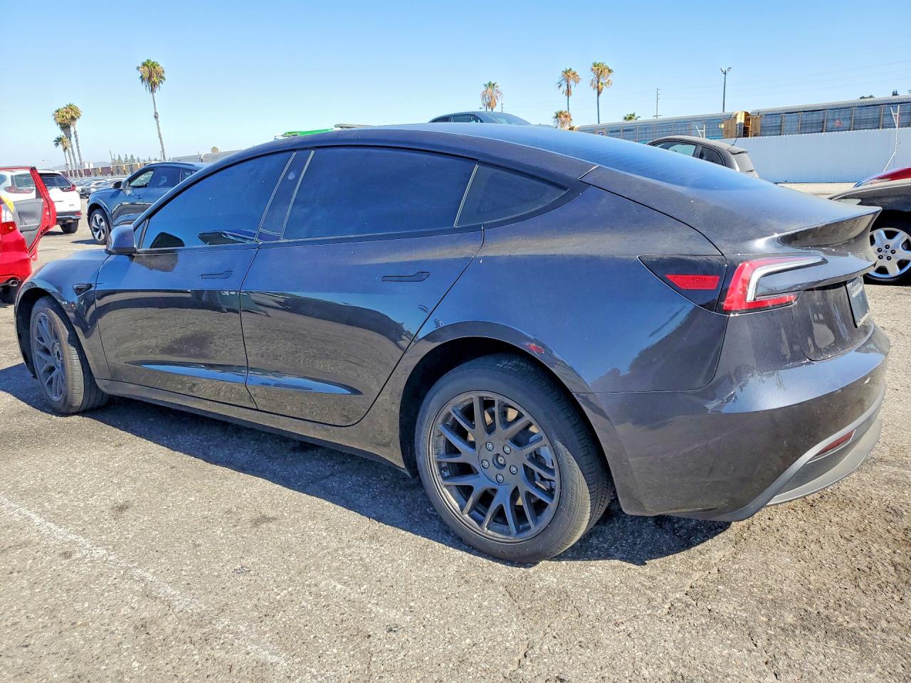 2025 TESLA MODEL 3 — снимка 2