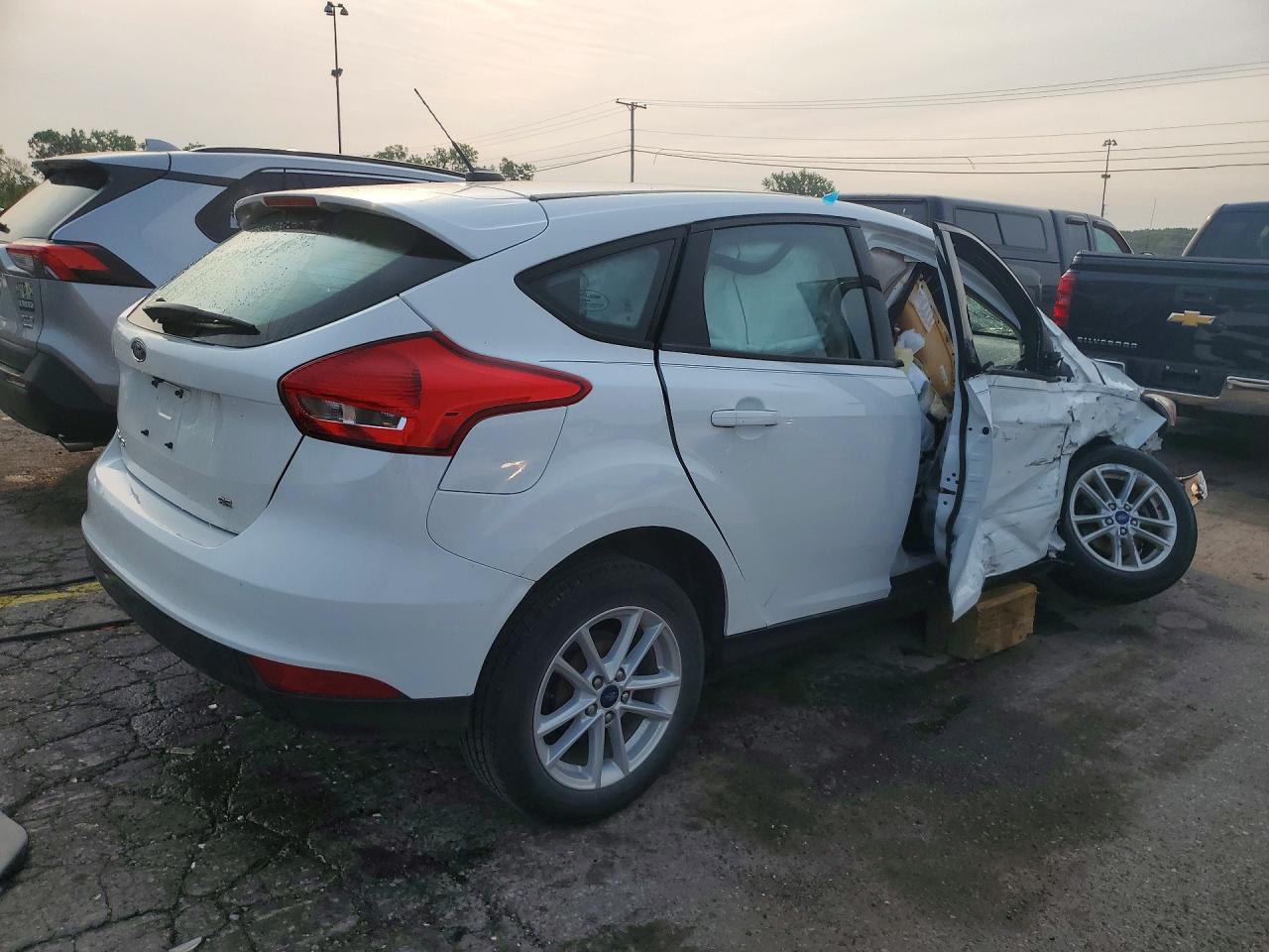 2017 FORD FOCUS SE — снимка 3