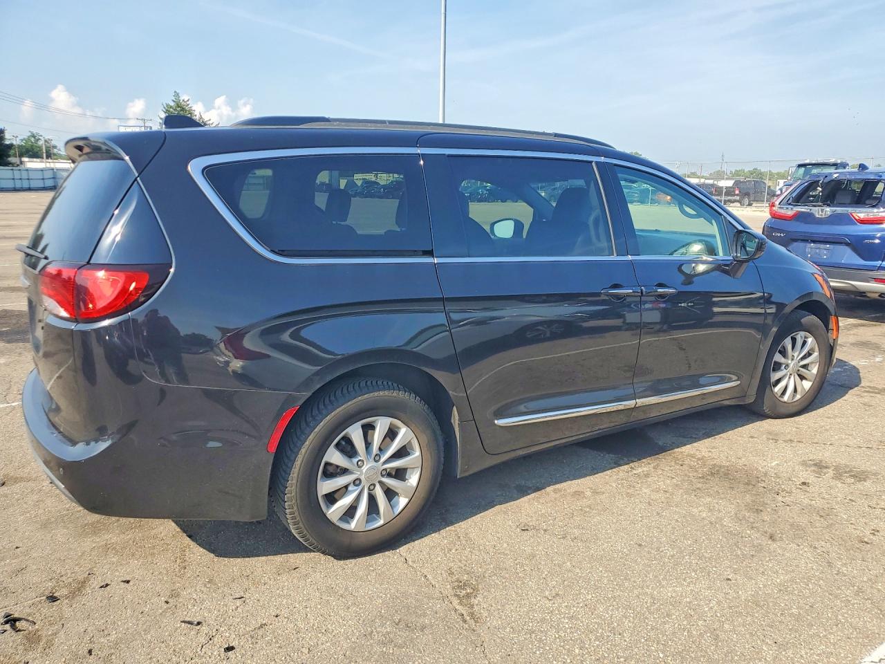 2017 CHRYSLER PACIFICA TOURING L — снимка 3