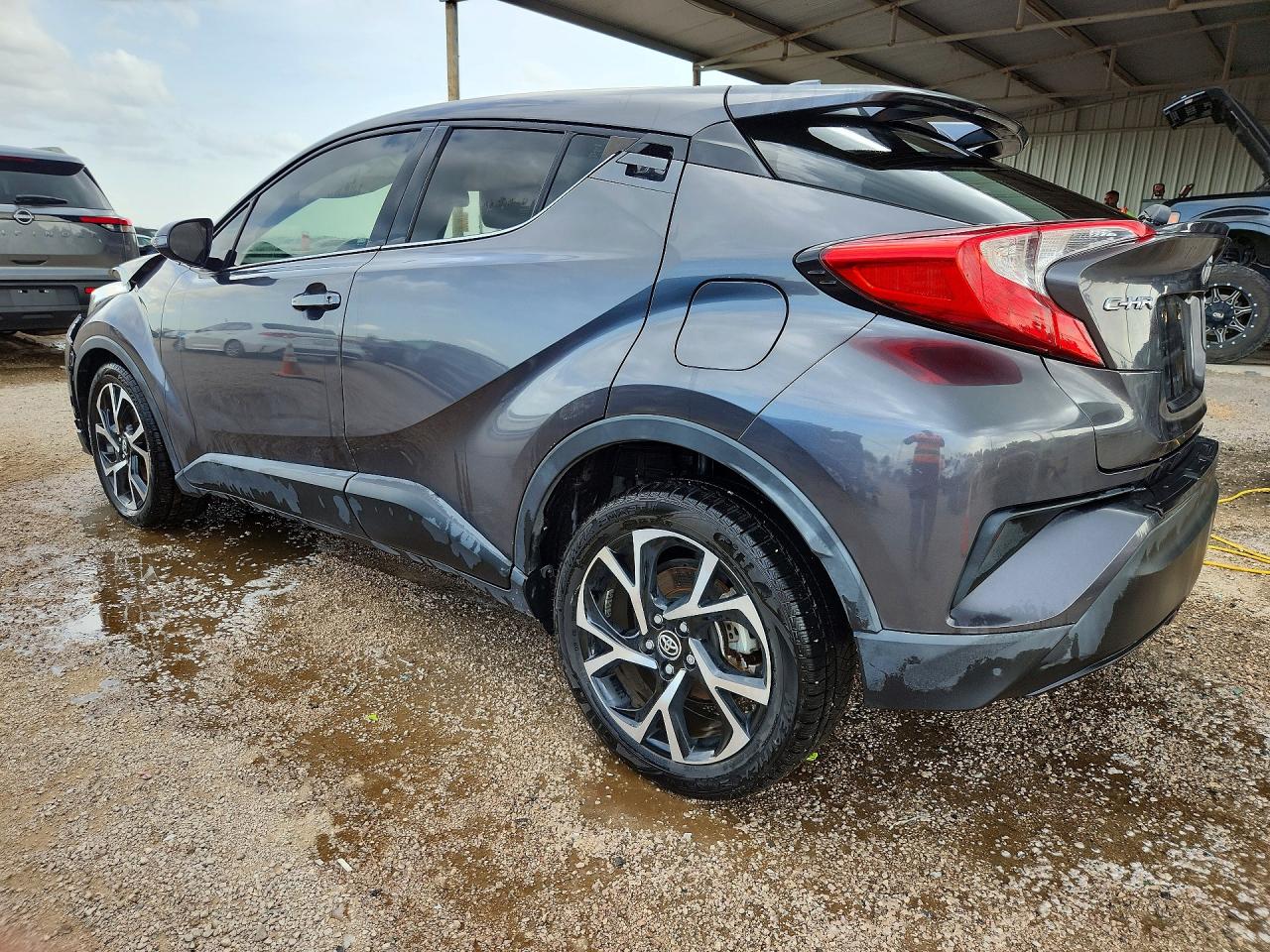 2019 TOYOTA C-HR LIMITED — снимка 2