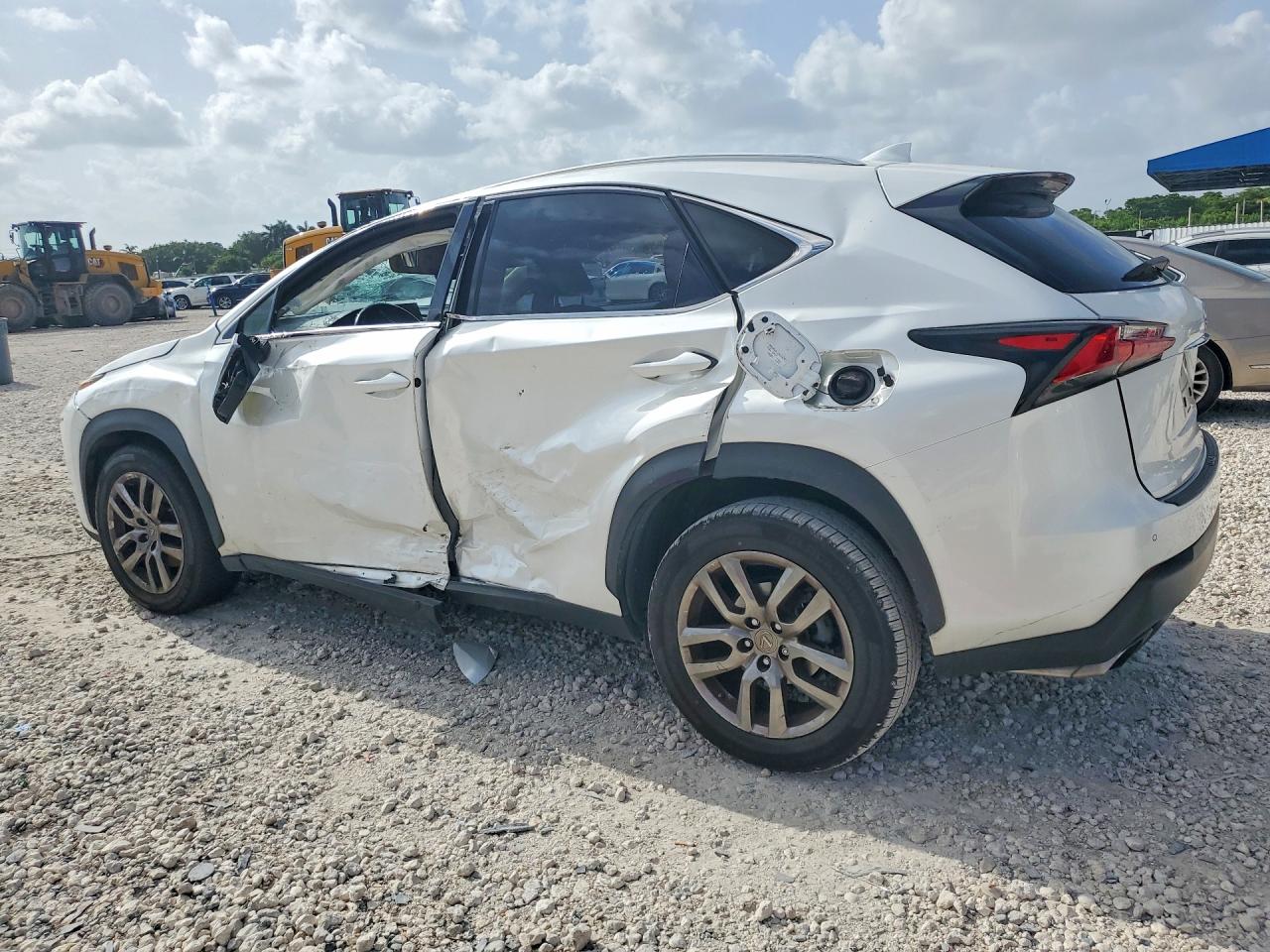 2015 LEXUS NX 200T — снимка 2
