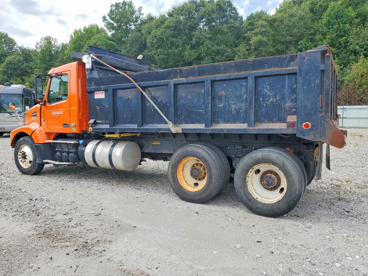 2014 VOLVO VHD — снимка 2